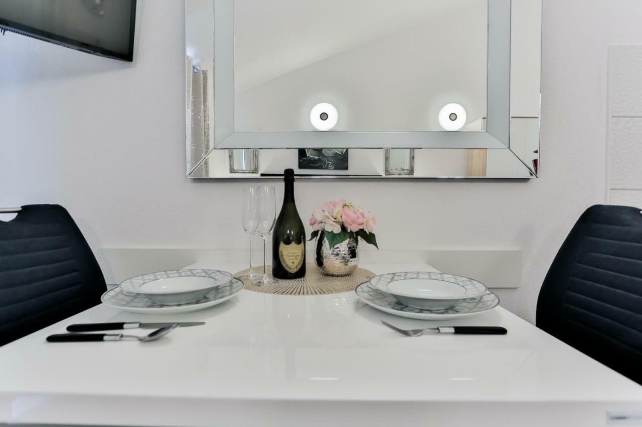 Villa Scandalli Sevid ภายนอก รูปภาพ