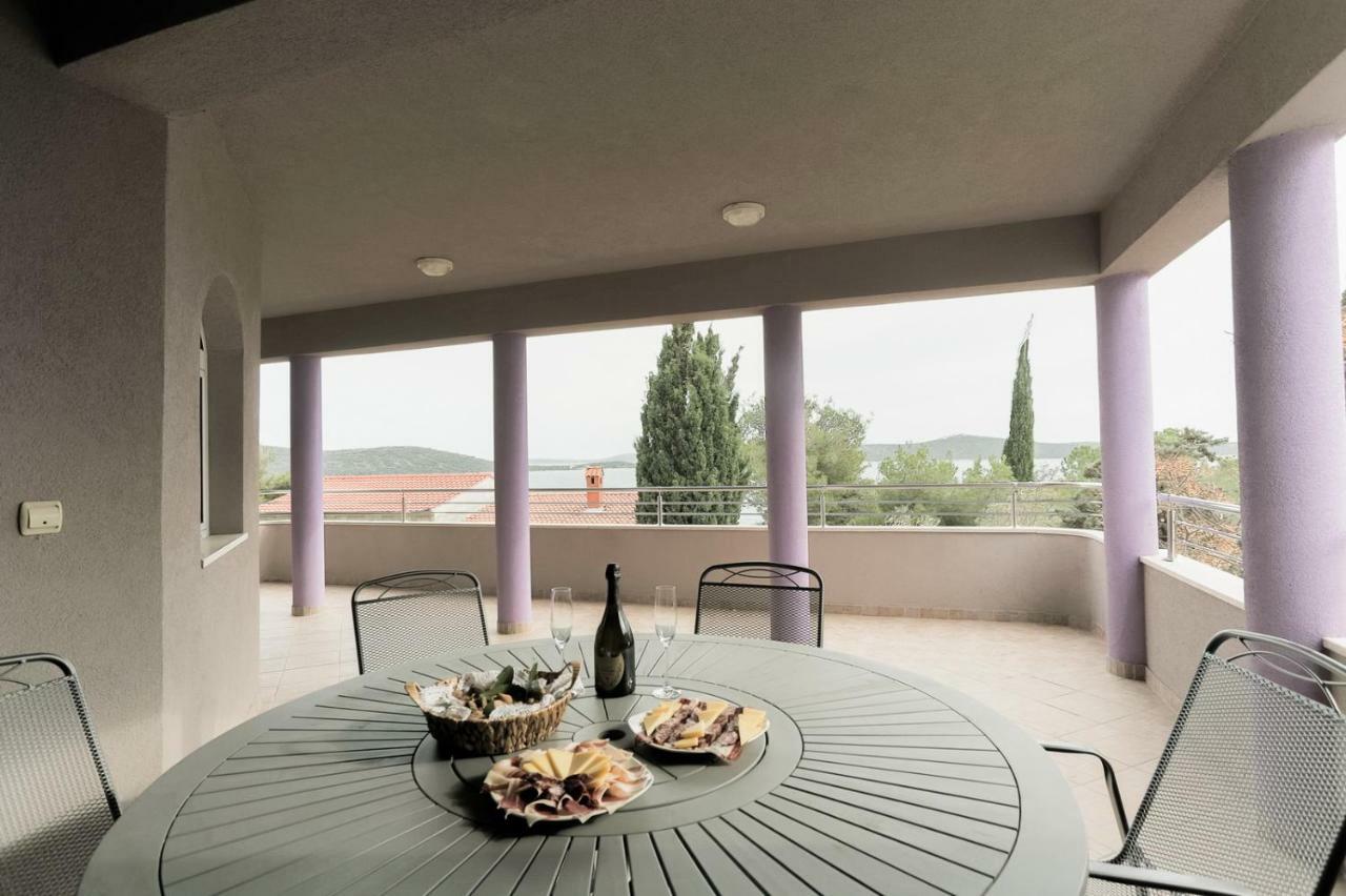 Villa Scandalli Sevid ภายนอก รูปภาพ