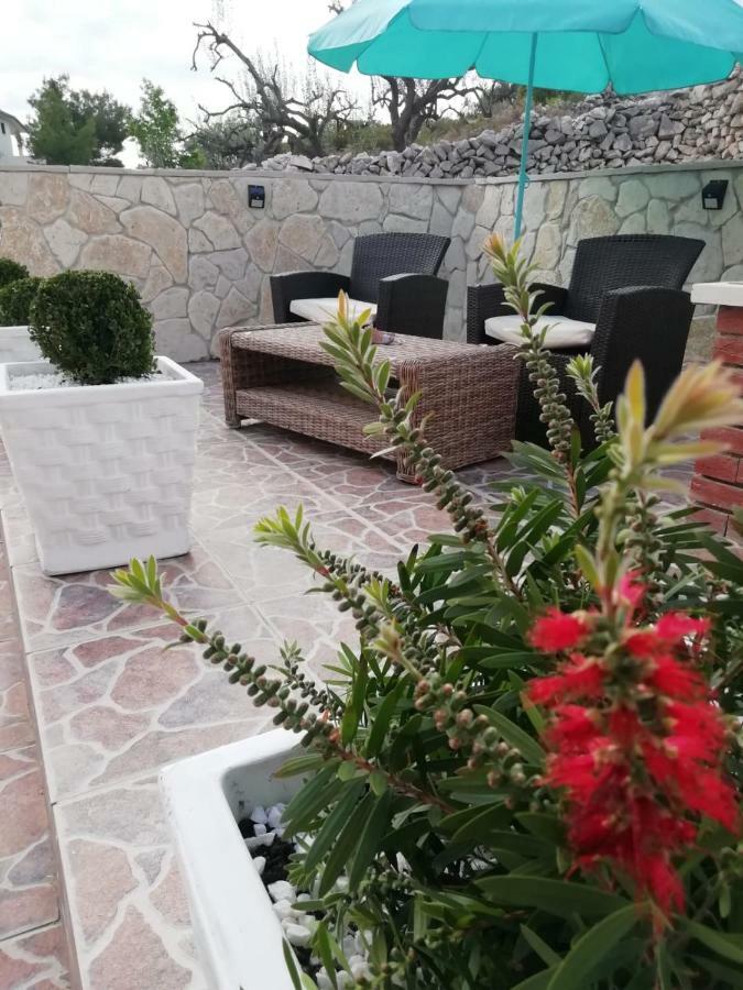 Villa Scandalli Sevid ภายนอก รูปภาพ